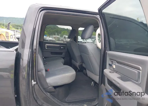 2018 Ram 2500 Slt 4X4 6'4 Box из США, поврежденный, VIN 3C6UR5DJ3JG343719